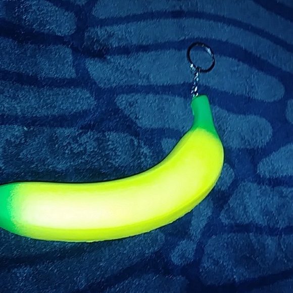 Squishy banna - Picture 2 of 3